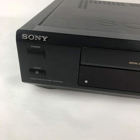 Sony SLV-675HF Video Cassette Recorder Player VCR w/ Hi Fi Stereo (Renewed) in Saudi Arabia