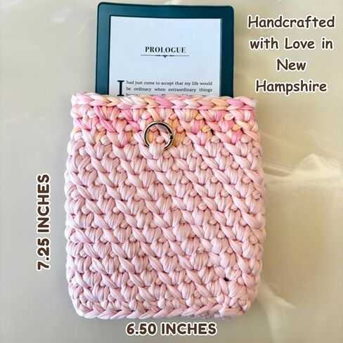 Handmade Pink Crochet Kindle Cover with Heart Snap – Premium Recycled Cotton T-Shirt Yarn Protective Sleeve for Kindle Paperwhite, Oasis & e-Readers – Cozy Gift for Book Lovers in Saudi Arabia