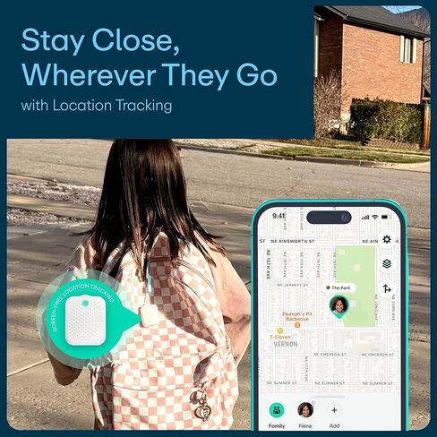 Greenlight Safe Family - جهاز تعقب GPS للأطفال وكبار السن | بدون شاشة، زر SOS، تنبيهات المنطقة الآمنة، التتبع الداخلي والخارجي، لا حاجة للهاتف، عمر بطارية يصل إلى 30 يومًا | الاشتراك مطلوب in Saudi Arabia