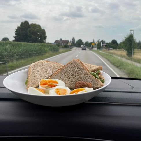silwy® Universal Magnetic Plates (Set of 2) High-Tech Plastic - Perfect for Camping, Caravaning and Boating - Non-Slip Crockery Stackable without Any Rattling in Saudi Arabia