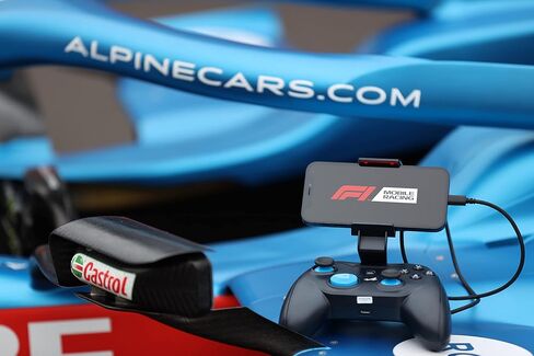 وحدة تحكم Gamepad معتمدة من Mfi لأجهزة iOS iPhone - إصدار Alpine F1 مرخص - سلكية بأزرار L3 + R3، وتمرير الطاقة من خلال الشحن، و8 اتجاهات D-Pad، وجهاز محمول ZeroG مُعاد تصميمه in Saudi Arabia