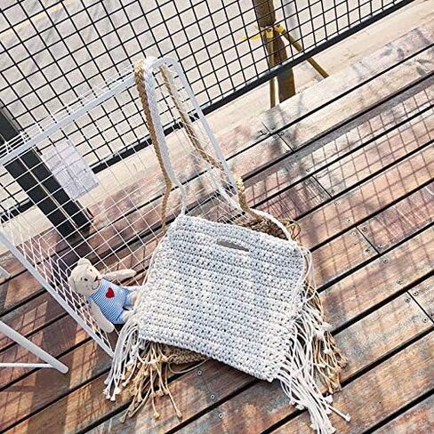 حقيبة شاطئ صيفية بشرابة بلون سادة، حقيبة يد مضفرة للنساء، حقيبة عشبية منسوجة للسفر والاستخدام اليومي in Kuwait