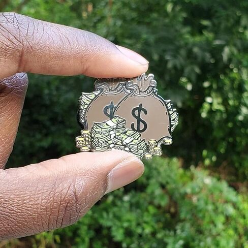 ملصق Boogie Moneybag دبوس المينا للقبعات والحقائب والتلابيس والملابس الأخرى، بلاستيك، لا أحجار كريمة, بلاستيك, بدون أحجار كريمة in Saudi Arabia