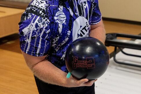 Ebonite Game Breaker 2 Bowling Ball in Saudi Arabia