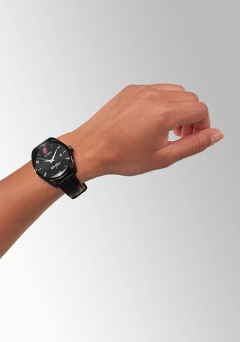 نيكسون رولينج ستونز ثاليا ليذر in Kuwait