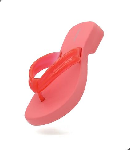 Women's EVA Platform Flip Flops Comfortable Thong Sandals Mid Heel Summer Beach Sandals in Saudi Arabia