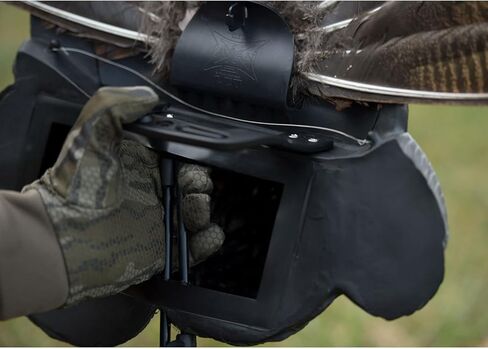 Avian X Turkey Trophy Tom Decoy & Taxidermy Mounting Kit in Saudi Arabia