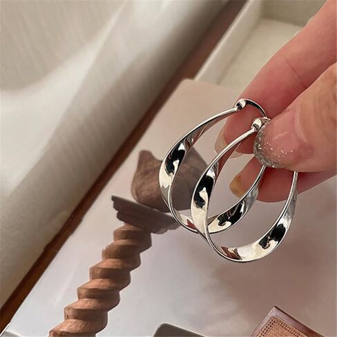 18K White Gold Plated Oval Shaped Hoop Earrings for Women Irregular Geometric Hoops Minimalist Jewelry Fashion Accessories in Saudi Arabia