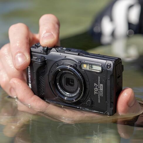 كاميرا رقمية تحت الماء OM SYSTEM Olympus Tough TG‑7 بدقة 12 ميجابكسل 4K، حزمة أمان سوداء مع حقيبة ظهر Deco Essentials Sling، سوار باراكورد مكون من قطعتين، ضوء أمان وبطاقة SDXC سعة 64 جيجابايت من Lexar in Kuwait
