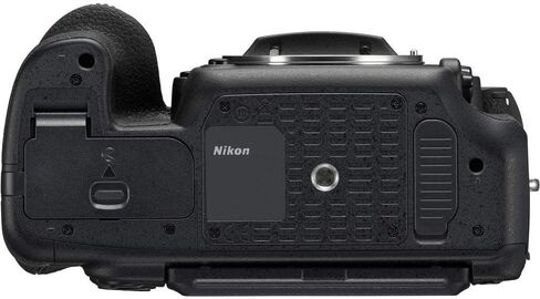 Nikon D500 DSLR Camera (Body Only) (1559) + Nikon 200-500mm Lens + 64GB Memory Card + Case + Corel Photo Software + EN-EL 15 Battery + Card Reader + HDMI Cable + Deluxe Cleaning Set + More in Saudi Arabia