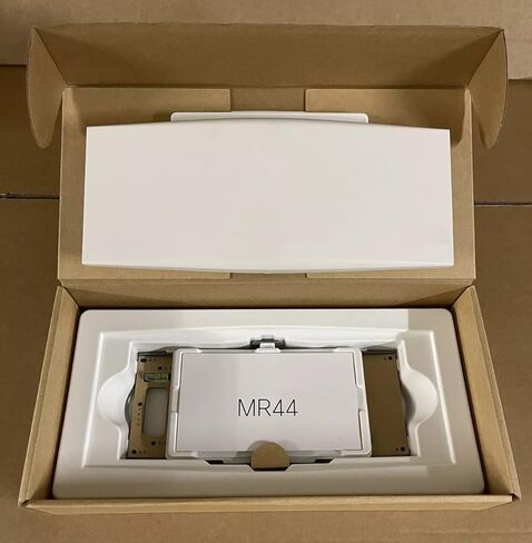 MR44-HW Mera-ki MR44 داخلي 4x4:4 MU-MIMO 802.11ax WiFi 6 (جديد مختوم) in Saudi Arabia