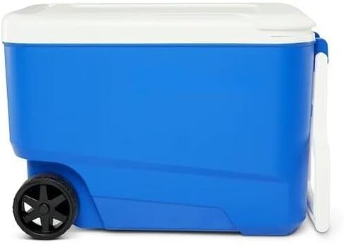 38QT Wheeled Cooler with Pull Handle – Heavy-Duty Insulated Cooler for Outdoor Adventures & Gatherings in Saudi Arabia