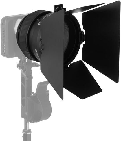Amaran Mini Fresnel، عدسة Bowens Mount Fresnel المدمجة للغاية لـ amaran Ray 60c و120c، شعاع قابل للتعديل 15°–30°، تعزيز الإخراج 6×، يتضمن أبواب الحظيرة الصغيرة ذات 4 أوراق in Saudi Arabia