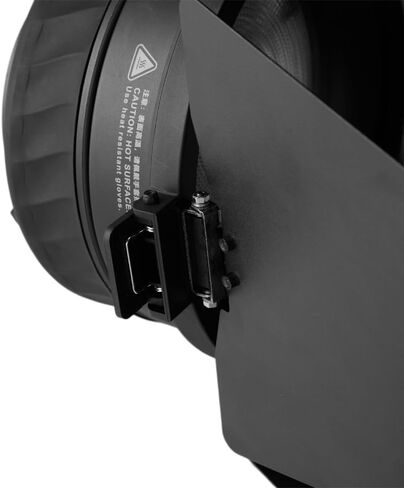 Amaran Mini Fresnel، عدسة Bowens Mount Fresnel المدمجة للغاية لـ amaran Ray 60c و120c، شعاع قابل للتعديل 15°–30°، تعزيز الإخراج 6×، يتضمن أبواب الحظيرة الصغيرة ذات 4 أوراق in Saudi Arabia