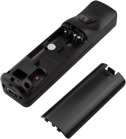 جهاز تحكم Dotca RC01 Wii ووحدة تحكم Nunchuck مع حافظة سيليكون لجهاز Nintendo Wii (أسود) in Kuwait