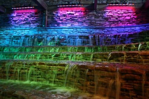 مصباح غسيل خطي LED من CHAUVET DJ COLORstrip مع برامج تلقائية مدمجة وبرامج صوتية نشطة، أسود in Saudi Arabia