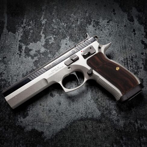 مقابض خشبية يدوية رائعة لـ CZ 75 بالحجم الكامل، SP-01، 75B BD، تتضمن براغي المقابض، نسيج قطع الماس المدقق، بني in Saudi Arabia