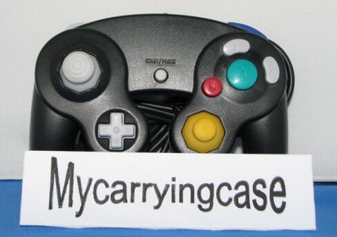 Gamecube Controller Black (Compatible for wii) + Gamecube / Wii Extension cable in Saudi Arabia