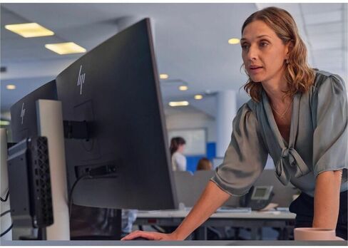 كمبيوتر مكتبي صغير HP EliteDesk 8 G1i - Intel Core Ultra 7 265T - تقنية vPro - ذاكرة وصول عشوائي 64 جيجابايت - SSD 1 تيرابايت - مقبس أسود - Windows 11 Pro - DDR5 SDRAM - لوحة مفاتيح باللغة الإنجليزية in Saudi Arabia