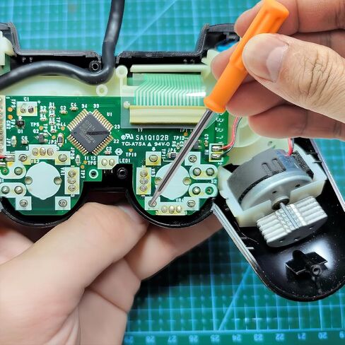 2 Pack Bumpers Replacement, DaKuan Compatible with Xbox Series X/S Controllers, Black and White LB RB Button Repair Kit with 2 Joystick Thumbsticks, T6 T8H Screwdrivers and Prying Tools in Saudi Arabia