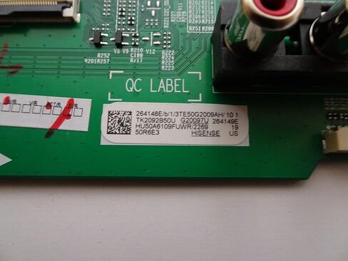 استبدال اللوحة الرئيسية Hisense 50R6E3 50R6090G (RSAG7.820.9221/ROH) 264148/270289 / 275732 OEM ﻿ in Kuwait