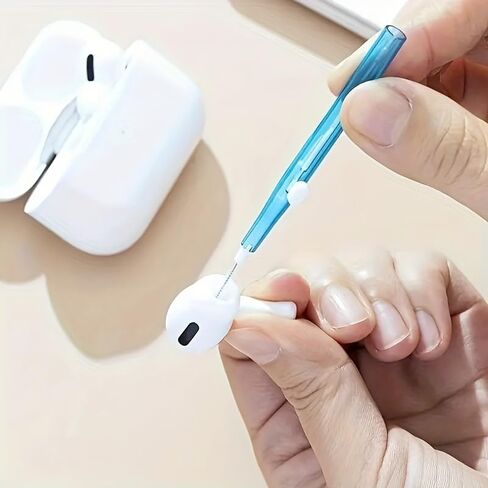 5 قطع من فرشاة تنظيف الهاتف وسماعات الأذن القابلة للسحب، أداة تنظيف الأجهزة الإلكترونية المحمولة متعددة الوظائف لمنافذ الهاتف وسماعات الأذن ولوحة المفاتيح والكمبيوتر المحمول والأجهزة الصغيرة لإزالة الغبار (5 قطع) in Saudi Arabia