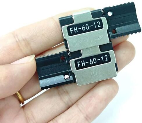 FSM-50R/60R/70R/88R شريط انصهار الألياف جهاز الربط حامل الألياف 12-core حامل الألياف FH-60-12 in Kuwait