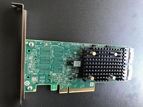 SAS/Sata Devices Pcie 4.0 9500-16i Tri-Mode Storage Adapter Raid Controller Card in Saudi Arabia