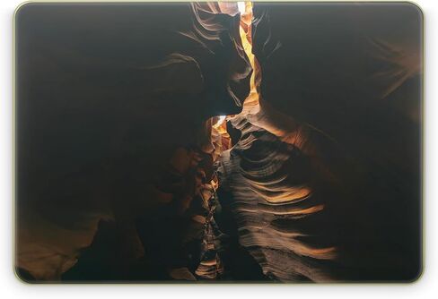 غلاف كمبيوتر محمول متوافق مع Apple MacBook Neo - Street Racer - غطاء لاصق واقٍ من الفينيل الفاخر 3M - سهل الاستخدام | صُنع في الولايات المتحدة الأمريكية بواسطة MightySkins in Saudi Arabia