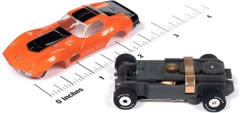 Auto World Thunderjet Baldwin Motion - 1970 شيفروليه كورفيت (أحمر) سيارة بفتحة HO in Kuwait