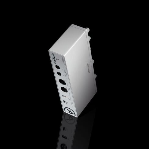 Arturia MiniFuse 2 Dual USB Audio Interface، حزمة بيضاء مع 2x Pig Hog PHM10 8mm 10ft XLR كبل ميكروفون وقطعة قماش لتلميع أدوات الصوت السائلة - واجهة صوتية محمولة للكمبيوتر الشخصي، Mac in Saudi Arabia
