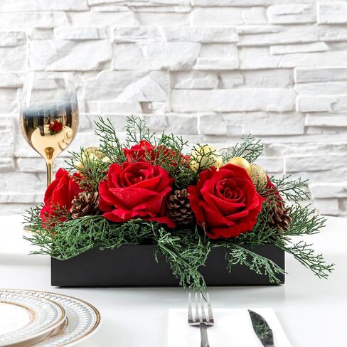 قطعة مركزية لطاولة الزفاف مقاس 10.5 سم من MyGift لتزيين عيد الحب، يتضمن الترتيب زهور الورد الحمراء الاصطناعية وزخارف ذهبية اللون in Saudi Arabia