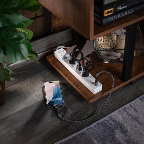 CyberPower CSP604UCW واقي التيار الزائد، 1500J، 6 منافذ، 1 USB-A، 1 USB-C، سلك طاقة 4 أقدام، أبيض، ETL in Saudi Arabia