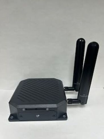 Ericsson Cradlepoint S400 4G LTE Router, Zero Trust IoT Connectivity, Wi-Fi 5, Cloud-Managed, Semi-Ruggedized, Black, 3 Year NetCloud Essentials in Saudi Arabia