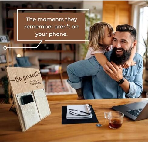 ديكور المقصورة Be Present لوحة حامل الهاتف الخلوي الخشبية، ديكور بسيط، مثالي لديكور غرفة الطعام، أساسيات Airbnb للمضيفين، ديكور المنزل الريفي، ديكور المزرعة (صغير - حاملان للهاتف) in Saudi Arabia