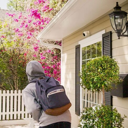Arlo Essential Spotlight 4 Cameras + 1 Solar Panel, Motion Only Alert Type in Saudi Arabia