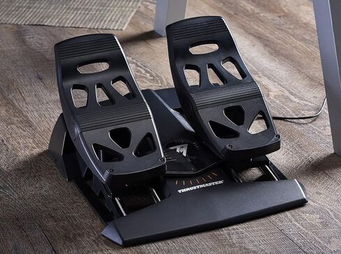 THRUSTMASTER T.Flight HOTAS 4 (متوافق مع أجهزة PS5 وPS4 والكمبيوتر الشخصي) ودواسات الدفة TFRP لمحاكاة الطيران in Kuwait