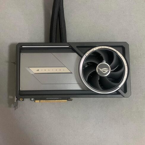 (بدون وحدة معالجة الرسومات) بطاقة رسومات ROG Astral LC GeForce RTX 5090، فقط كديكور أو عرض، أو نموذج قابل للتجميع، أو شكل بطاقة، أو تزيين غرفة الألعاب أو المكتب in Kuwait