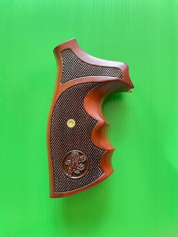 Hardwood Handgun Grips Compatible with Smith and Wesson K/L Frame Round Butt Revolvers Finger Groove Checkered Design Deluxe Classic Handmade Craft Handcraft in Kuwait