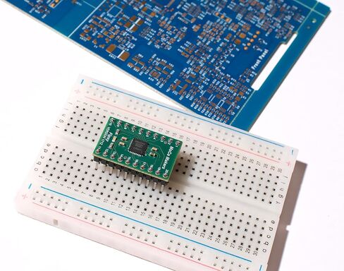 Fipsy V2 FPGA Development Board | Bread Board Compatible | 1280 LUTs, 269MHz, 64kbit Memory, SPI/I2C Programming | MachXO2 Logic Device in Kuwait