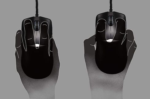 Ducky Feather - Lightweight RGB Gaming Mouse in Kuwait