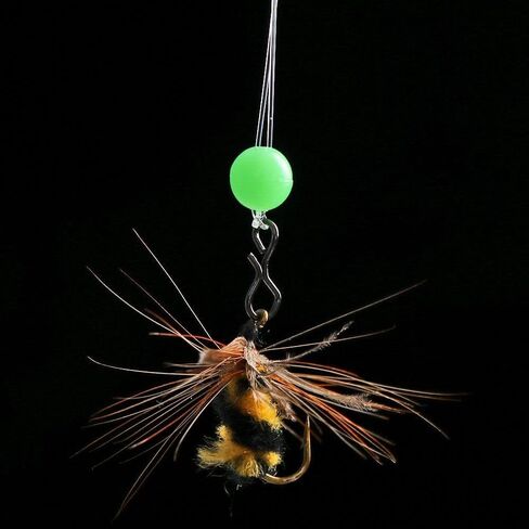 100 Pcs Green Luminous Fishing Beads, Round Night Glowing Balls Glow in Dark Lure Baits Fishing Tackle Bead Eggs Baits and Attractants (4MM in Kuwait