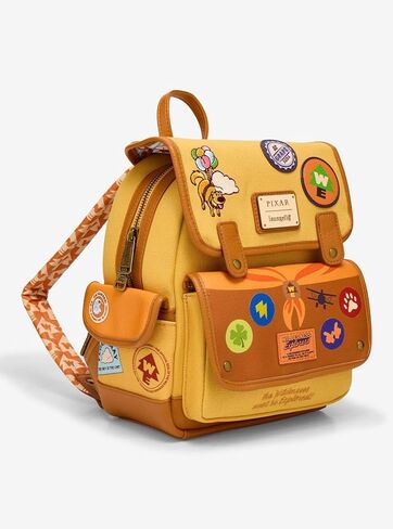 حقيبة ظهر Loungefly Disney Pixar Up Patchwork Canvas Min - BoxLunch حصريًا لا شيء in Kuwait