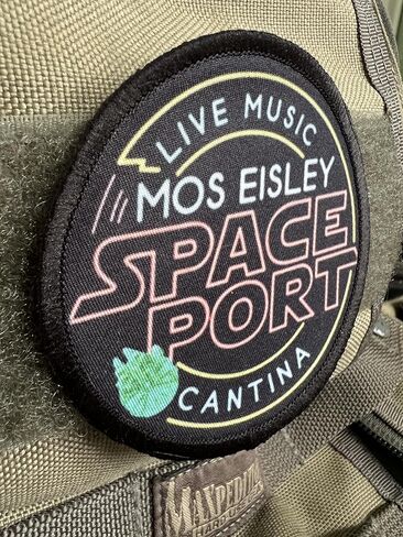 رقعة معنويات Mos Eisley Space Port Cantina Morale مقاس 3 بوصات - صُنعت في الولايات المتحدة الأمريكية! - مثالية لمعداتك التكتيكية أو حامل اللوحة أو غطاء المشغل أو حقيبة الظهر أو حقيبة الظهر. in Kuwait