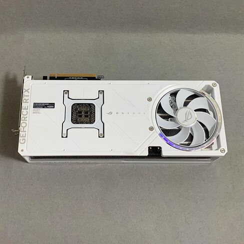 (بدون وحدة معالجة الرسومات) بطاقة رسومات ROG Astral GeForce RTX 5090، بيضاء، فقط كديكور أو عرض، نموذج قابل للتجميع، شكل بطاقة، تزيين غرفة الألعاب أو المكتب in Kuwait