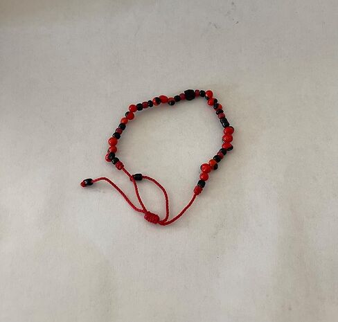 Pulsera de Peonia con Azabache in Kuwait
