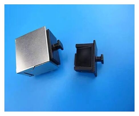غطاء RJ45 موصل ثقب RJ45 PJR-45 غطاء شبكة أسود مع مقبض غطاء حماية حزمة من 50 in Kuwait