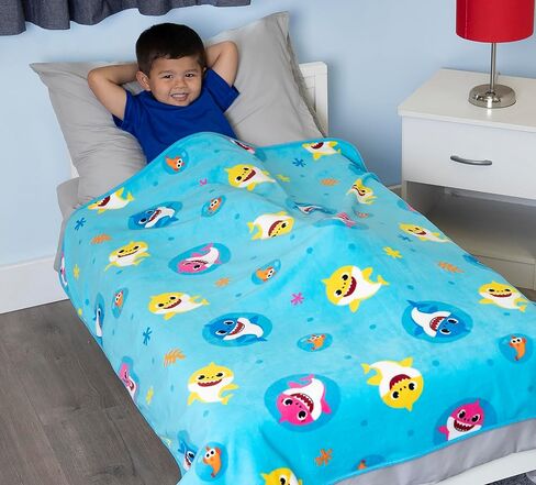 بطانية بيبي شارك الدافئة والقطيفة - مريحة للغاية لطفلك الصغير، باللون الأزرق in Kuwait