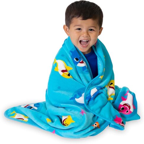 بطانية بيبي شارك الدافئة والقطيفة - مريحة للغاية لطفلك الصغير، باللون الأزرق in Kuwait