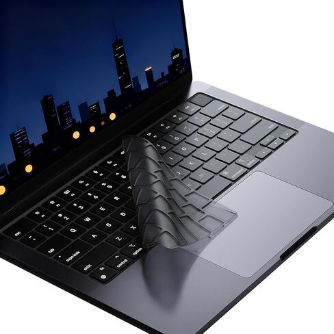 غطاء لوحة مفاتيح شفاف رفيع للغاية من Bestac، متوافق مع 2021-2025 M1/M2/M3/M4/M5 Pro/Max MacBook Pro 14/16 وMacBook Air 13/15، تصميم US ANSI (شفاف) in Kuwait